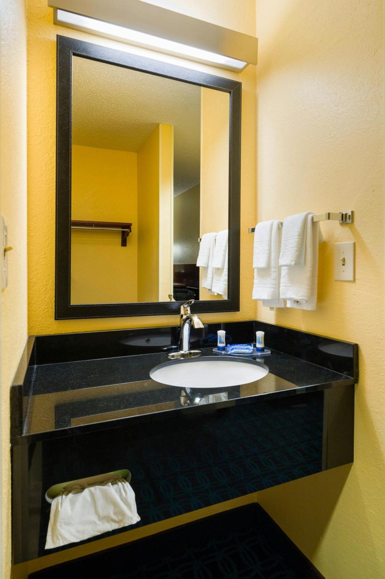 BW Allentown Bethlehem Lehigh Valley Inn & Suites Ngoại thất bức ảnh
